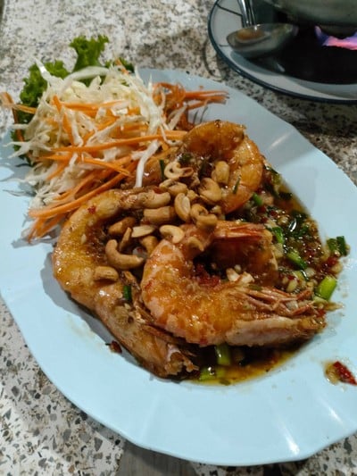 กุ้งผัดพริกเกลือ