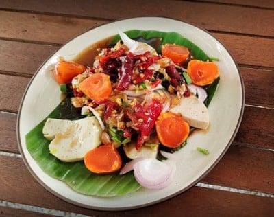 อาหาร หรือ เครื่องดื่ม