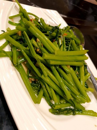ผัดผักบุ้ง