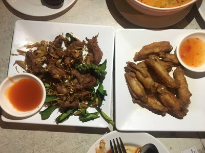 ปีกไก่ทอด