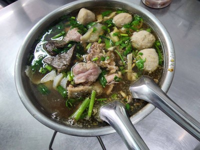 เกาเหลาเนื้อรวม