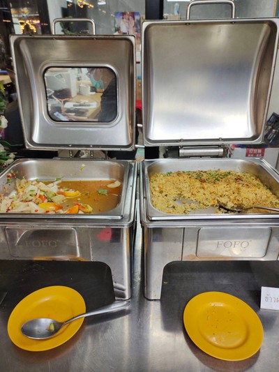 ข้าวผัดกระเทียม