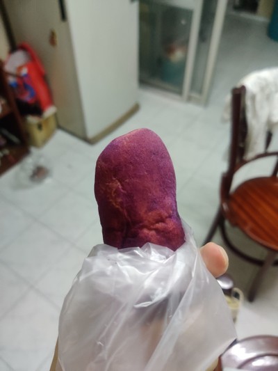 ขนมปังมันม่วง