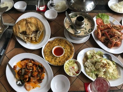 เมนูของร้าน มุมอร่อย เขาชีจรรย์