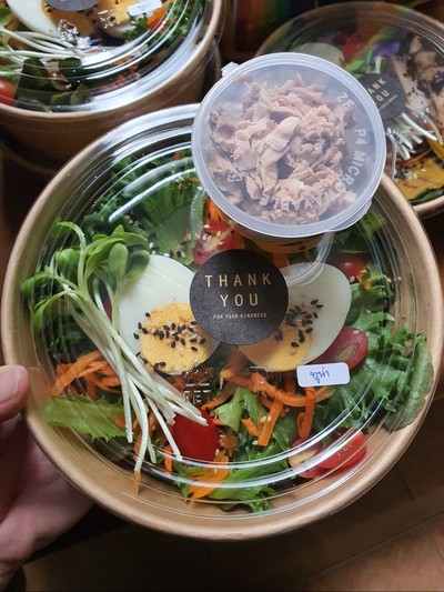 อาหาร หรือ เครื่องดื่ม