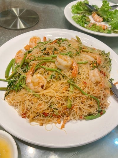 ครัวเจ๊ง้อ สี่พระยา (Si Phraya)