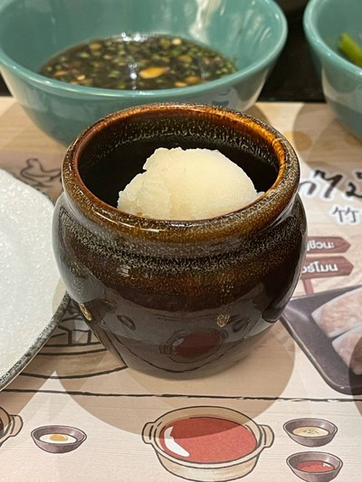 ไอศกรีมบ๊วย