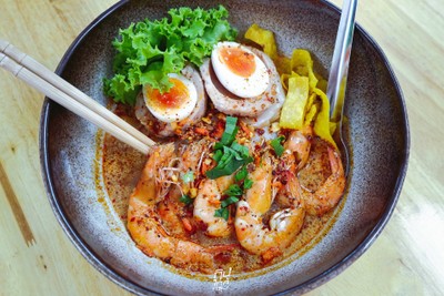 เตี๋ยวต้มยำจัมโบ้ เจ๊.ขวัญ