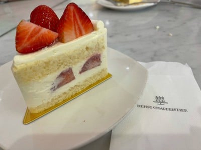 best selling cake ของร้านนี้ 