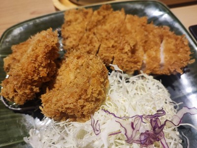 อาหาร หรือ เครื่องดื่ม