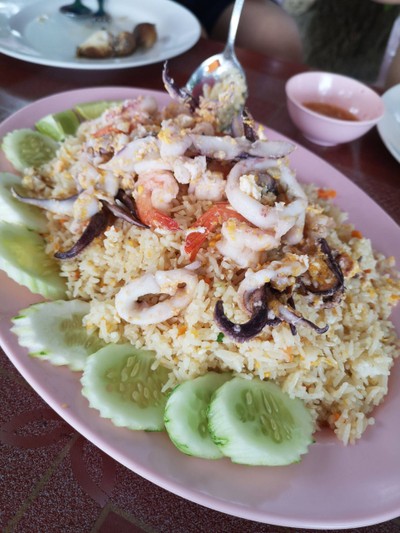 ข้าวผัดทะเล