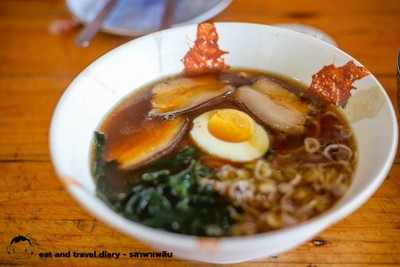 โชยุราเม็ง