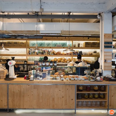Sarnies Roastery Soi Tonson