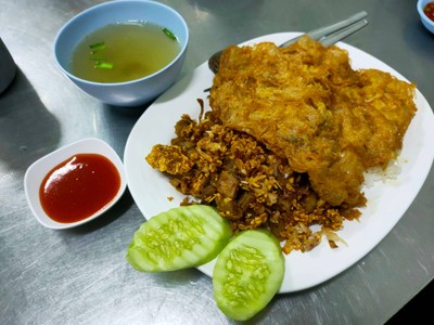 อาหาร หรือ เครื่องดื่ม