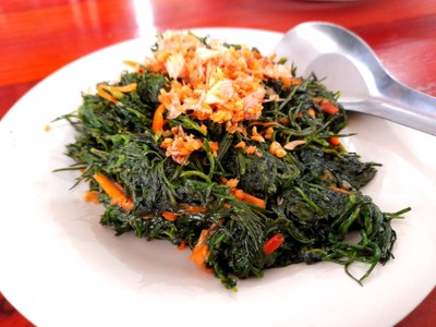 ผัดผักชาววัง