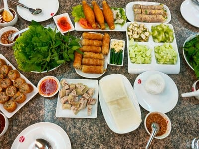 เมนูของร้าน วีที แหนมเนือง อุดรธานี