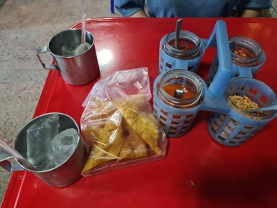 แผ่นเกี๊ยวทอด