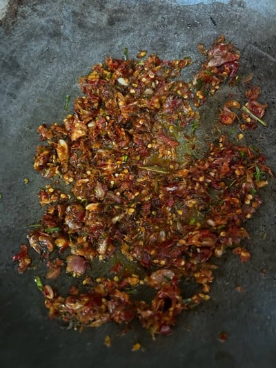 วิธีทำ ผัดเผ็ดไก่บ้าน วิธีทำ ผัดเผ็ดไก่บ้าน