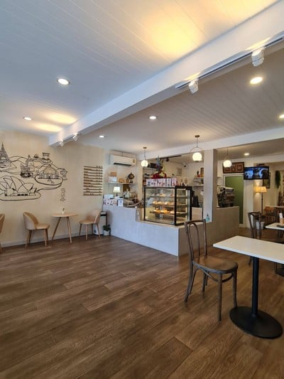 The Jim's Cafe