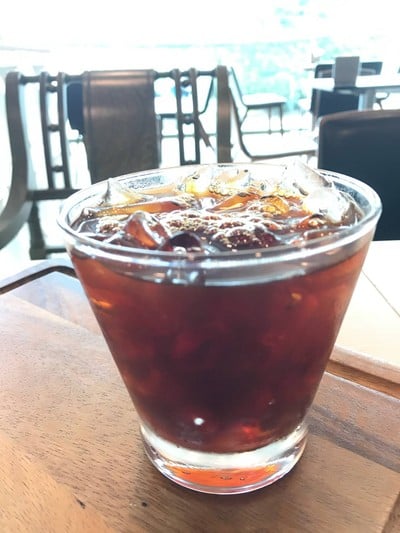 แยกวัดพระธาตุ Guzzjung Cafe’ and Alexkoff Roaster แยกวัดพระธาตุเชิงชุม