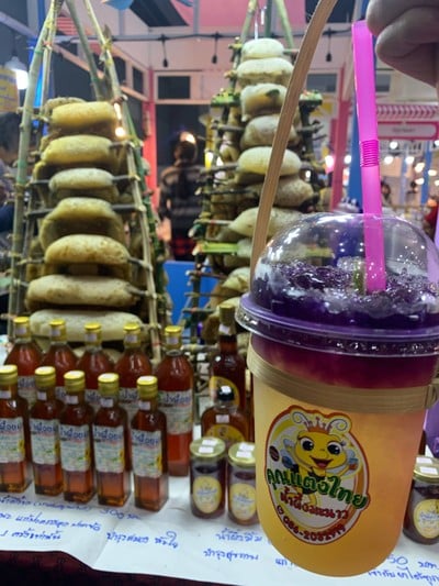 ร้านแตงไทยน้ำผึ้งป่า