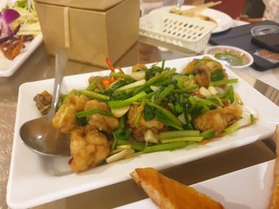 ปลาผัดคื่นฉ่าย