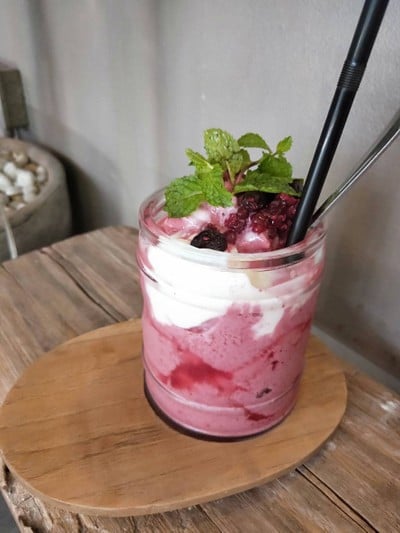 อาหาร หรือ เครื่องดื่ม