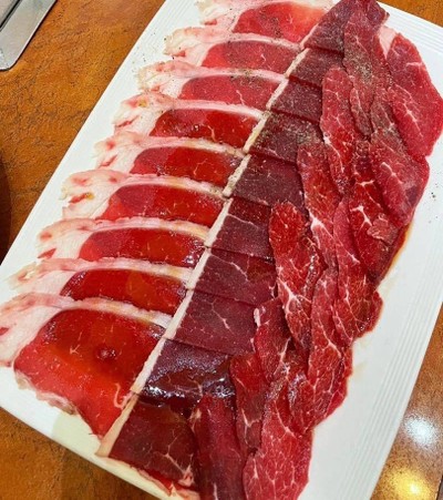 อาหาร หรือ เครื่องดื่ม