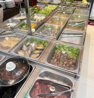 อาหาร หรือ เครื่องดื่ม