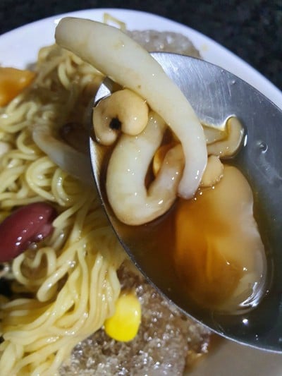 อาหาร หรือ เครื่องดื่ม