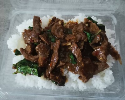 อาหาร หรือ เครื่องดื่ม