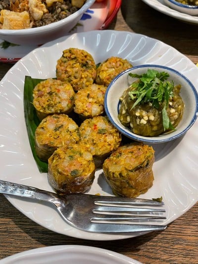 อองตอง ข้าวซอย เซ็นทรัลพลาซา ลาดพร้าว