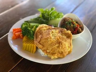 เมนูของร้าน The Three Little Pigs Organic Farm & Cafe