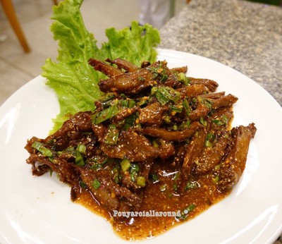 ลาบเป็ดเจ