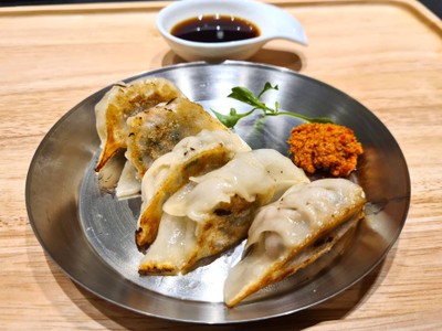 Gyoza