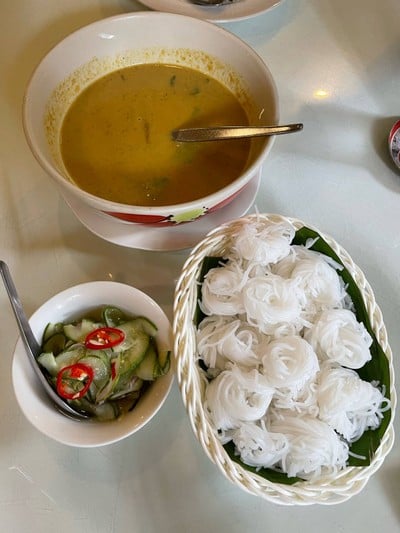 ซุ้มกระดังงา ต้นตำหรับ