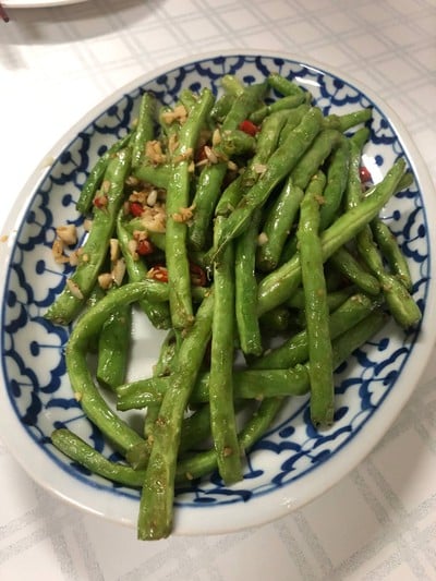 ผัดถั่วฝักยาว