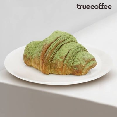 Matcha Red Bean Criossaint