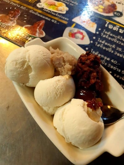 ไอติมกะทิสด