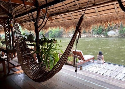 เรือนแพ ริเวอร์แคว จังเกิลราฟท์