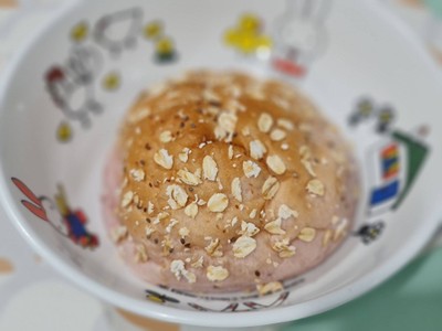ขนมปังมันม่วง