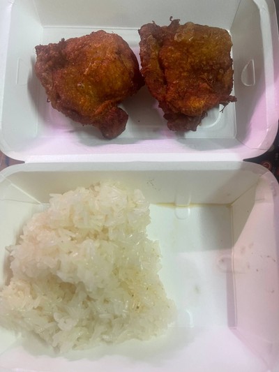 ชุดสามโพก