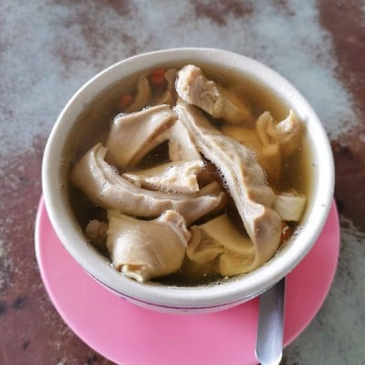 จันทร์เจริญ ขาหมูห้วยกระบอก