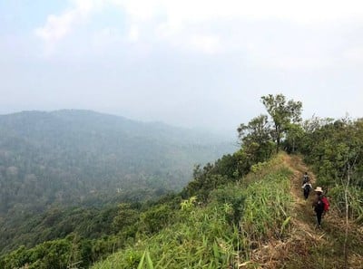 เขากำแพง