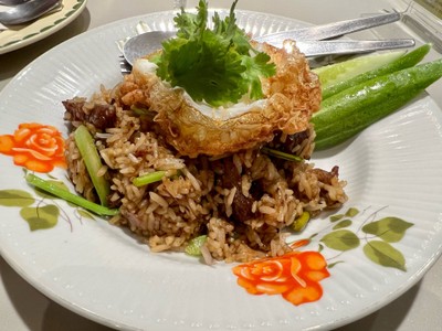 ข้าวผัดเนื้อเค็มไข่ดาว