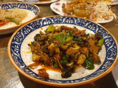 อาหาร หรือ เครื่องดื่ม