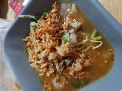 บะหมี่ต้มยำ