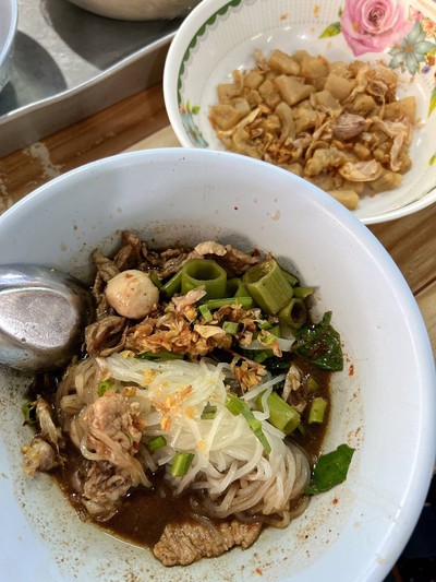 เมนูของร้าน ก๋วยเตี๋ยวเรืออยุธยารสดั้งเดิมสูตรโบราณ โรคัลโรด ดอนเมือง