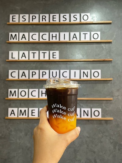 เมนูของร้าน wake cup coffee & bubble tea พังโคน