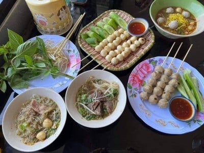ก๋วยเตี๋ยวเรือวันดี รังสิต สาขา 8 พระพุทธบาท สระบุรี